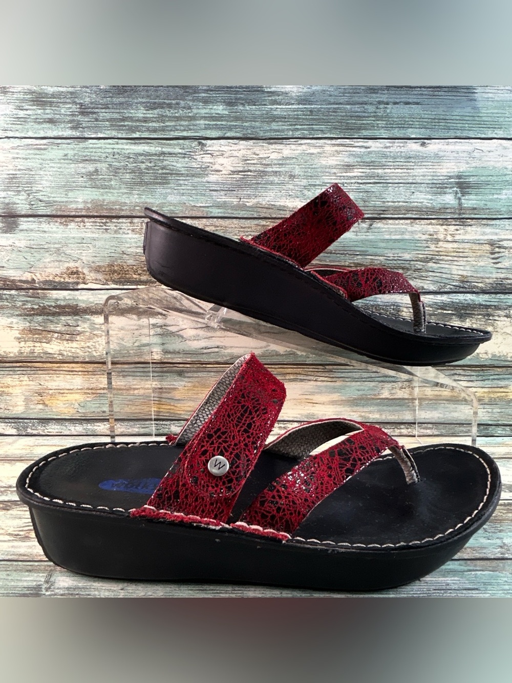 Wolky Tahiti Flip Flop Sandals Womens Size 6/37M Red Leather Slip On Adjustable